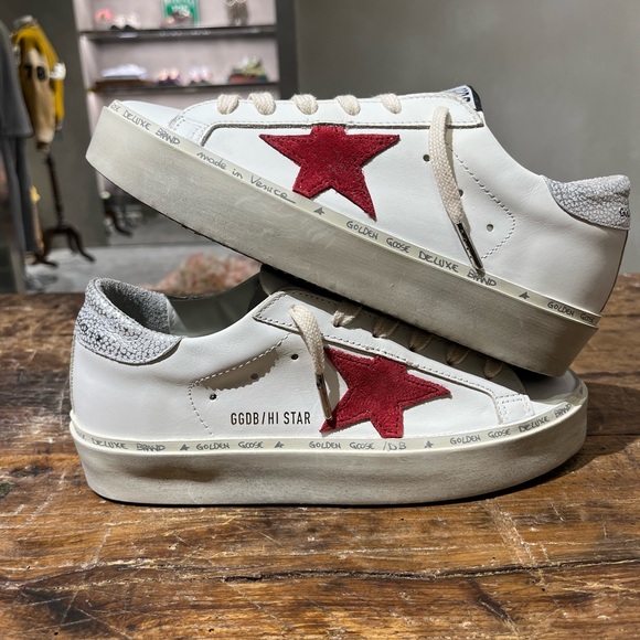 Golden Goose White and Red Star Sneakers - Picture 1 of 2